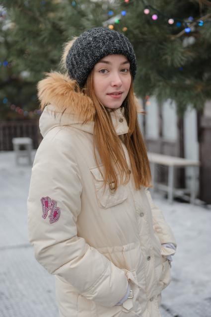 Актриса сериала `Молодежка` Юлия Маргулис.