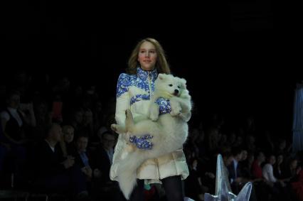 Гостиный двор. Неделя моды в Москве `Volvo Fashion Week Moscow`. Показ коллекции ODRI.