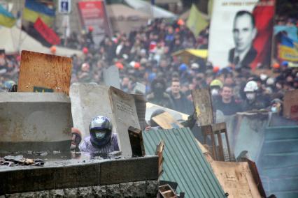 Протестующие на площади Независимости в Киеве.