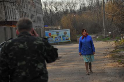 Ситуация в Донецке. На снимке: плакат `Вооруженные силы Украины ждут тебя`.