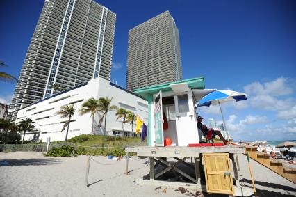 Майами Бич (Miami beach ). Дом, в котором расположена квартира певицы Ирина Алегровой.