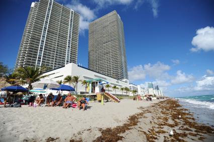 Майами Бич (Miami beach ). Дом, в котором расположена квартира певицы Ирина Алегровой.