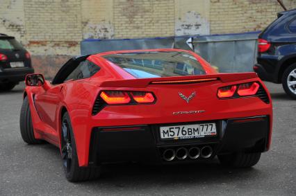 Автомобиль  Chevrolet Corvette Stingray Convertible 2014.