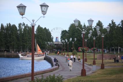 Набережная Онежского озера в Петрозаводске.
