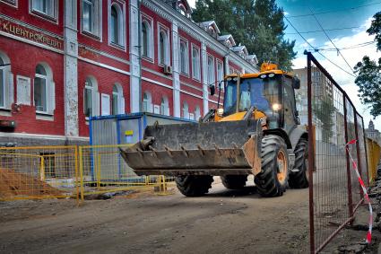 Работы по благоустройству Пятницкой улицы.