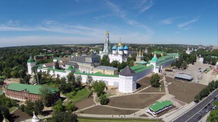 Сергиев Посад. Вид на Троице-Сергиеву Лавру.