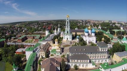 Сергиев Посад. Вид на Троице-Сергиеву Лавру.