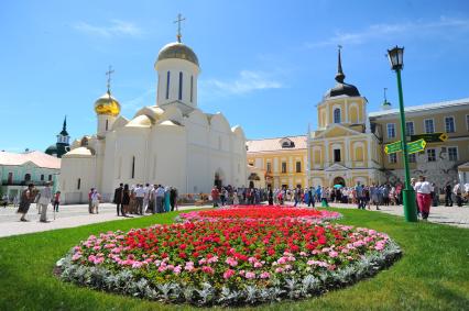 Сергиев Посад. Троице-Сергиева Лавра. На снимке: Троицкий собор.