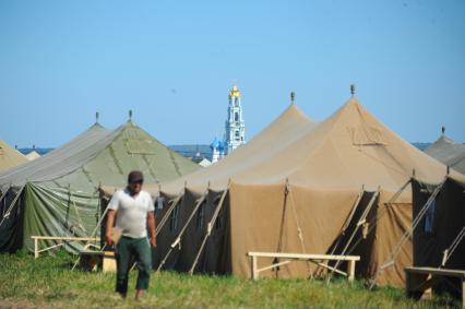 Сергиев Посад. Лагерь для паломников Троице-Сергиевой Лавры.