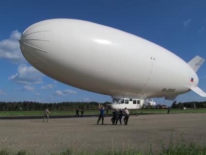 Многоцелевой дирижабль Au-30.