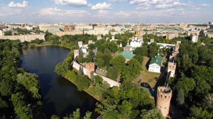 Виды Москвы. Новодевичий женский монастырь.