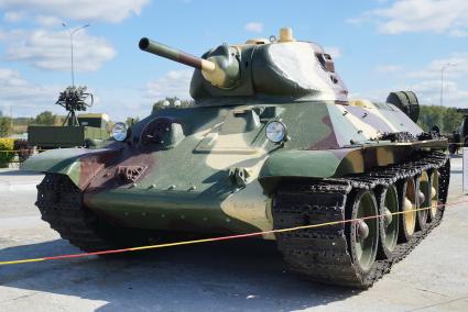 Средний танк т-34-76 образца 1940г