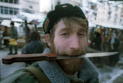 Вторая чеченская война. Грозный. Боец национальной гвардии Чеченской Республики Ичкерия.