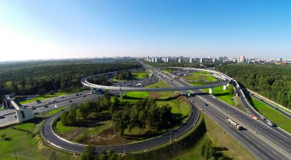 Волгоградская эстакада в районе МКАДа.