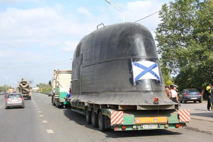 Верхнюю часть подводной лодки класса `Пантера` доставили в Уфу для установки в качестве памятника.