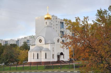 Михневский проезд, 1. Храм Входа Господня в Иерусалим  в Восточном Бирюлево в Москве.