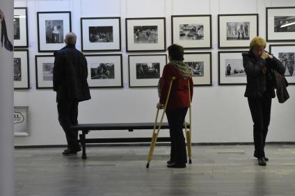 Юбилейная фотовыставка Владимира Лагранжа `Так мы жили` в фотогалерее имени братьев Люмьер.