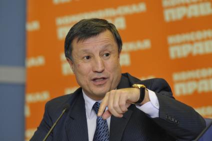 ИД `Комсомольская правда`. На снимке: чрезвычайный и полномочный посол Республики Казахстан в РФ Адильбек Джаксыбеков.