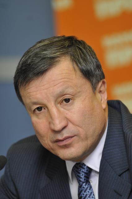 ИД `Комсомольская правда`. На снимке: чрезвычайный и полномочный посол Республики Казахстан в РФ Адильбек Джаксыбеков.