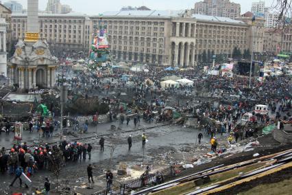 Беспорядки в Киеве. Площадь Незалежности (Независимости).