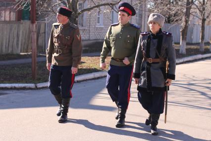 Станица Луганская. На снимке: донские казаки.