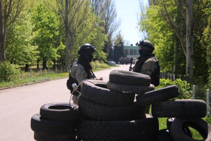 Краматорск. Аэродром. На снимке: бойцы спецподразделения `Альфа` СБУ.