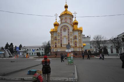 Донецк. Церковь рядом с железнодорожным вокзалом.