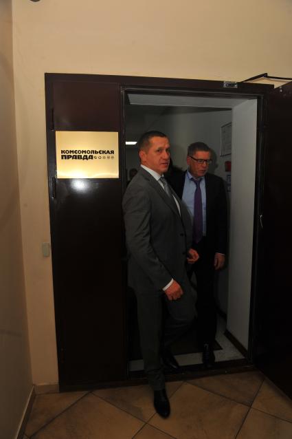 ИД `Комсомольская правда`. На снимке: заместитель председателя правительства РФ - полномочный представитель президента РФ в Дальневосточном федеральном округе Юрий Трутнев и главный редактор, генеральный директор ИД КП Владимир Сунгоркин.