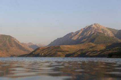 Самарканд. Горы Чингам. Червакское водохранилище.