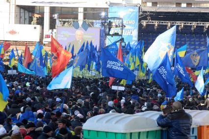 Киев. Митинг `Партии Регионов` на Европейской площади.