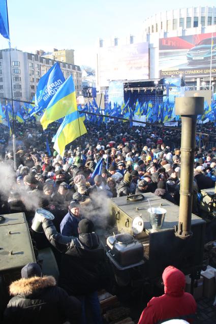 Киев. Митинг `Партии Регионов` на Европейской площади.