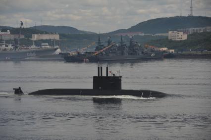 Североморск. Военно-морской парад в День ВМФ РФ. На снимке: подводная лодка.