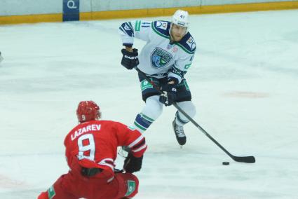 Матч КХЛ: «Автомобилист» (Екатеринбург) 2-0 «Югра» (Ханты-Мансийск). №41 Илари Меларт