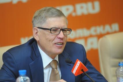 Главный редактор, генеральный директор ИД КП Владимир Сунгоркин во время пресс-конференции, посвященной совместному проекту Российского военно-исторического общества и `Комсомольской правды` `Великие полководцы` в редакции ИД `Комсомольская правда`.