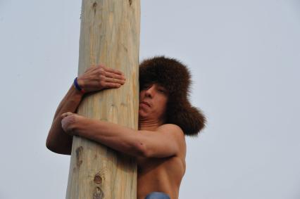 Москва. Центральный парк культуры и отдыха имени Горького. Празднование Широкой Масленицы.