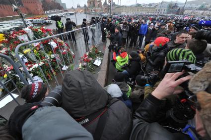 Марш памяти Бориса Немцова в Москве. Место убийства на Большом Москворецком мосту.