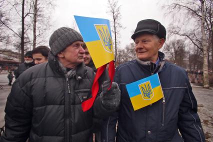 Траурное шествие памяти Бориса Немцова в Санкт-Петербурге.