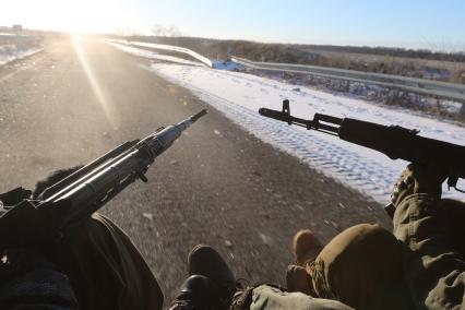 Украина. Донецкая область. г.Дебальцево. Ополченецы ДНР вблизи Дебальцево.