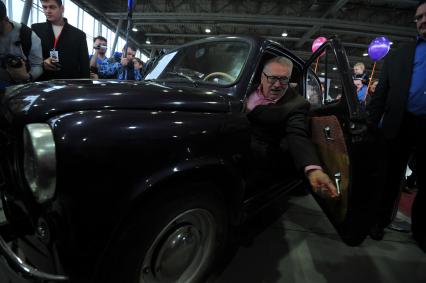 Депутат, руководитель фракции ЛДПР Владимир Жириновский на специализированной выставке ретро-автомобилей, которая проходит в выставочном центре \'Сокольники\' в Москве.