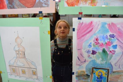 Экскурсия по Новосибирскому художественному музею для беженцев из Украины, проживающих в пунктах временного нахождения в Новосибирске.