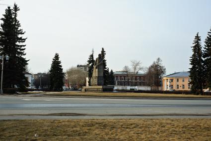 Виды Петрозаводска. Памятник Ленину на прощади Ленина.