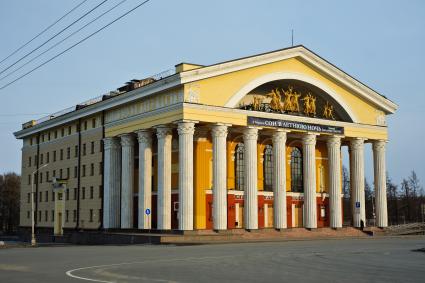 Виды Петрозаводска. Здание Музыкального театра Республики Карелия.