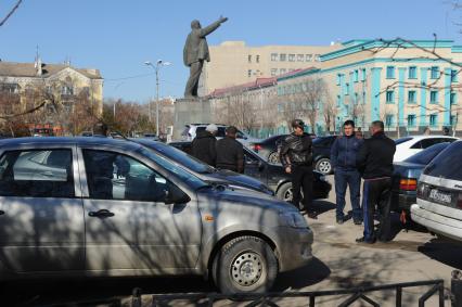 Байконур. Памятник Ленину.