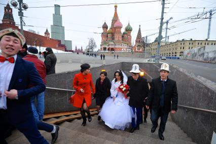 День Святого Валентина в Москве. Киргизская свадьба на Красной площади.