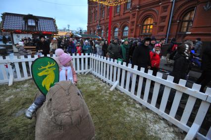 Москва. Рождественская ГУМ-Ярмарка на Красной площади.