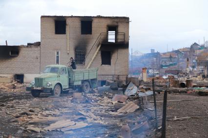 Республика Хакасия. Последствия пожаров. Сгоревший поселок.