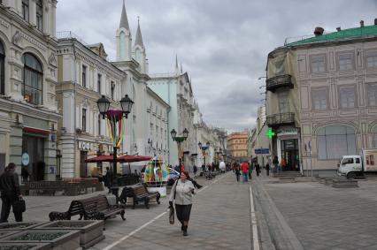 Виды Москвы. Никольская улица.