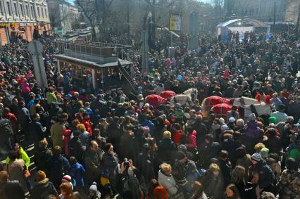 Вагон конно-железной дороги  `Конка` во время парада ретро-трамваев, посвященный  116-летней годовщине со дня запуска первого московского трамвая на Чистопрудном бульваре  в Москве.