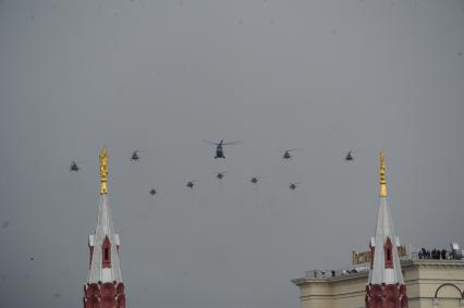 Москва. Генеральная репетиция Парада Победы на Красной площади.