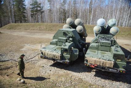 Приведение в боевую готовность ракетного комплекса С-300, во время несения дежурства в воинской части ПВО ВВС России г.Березовский